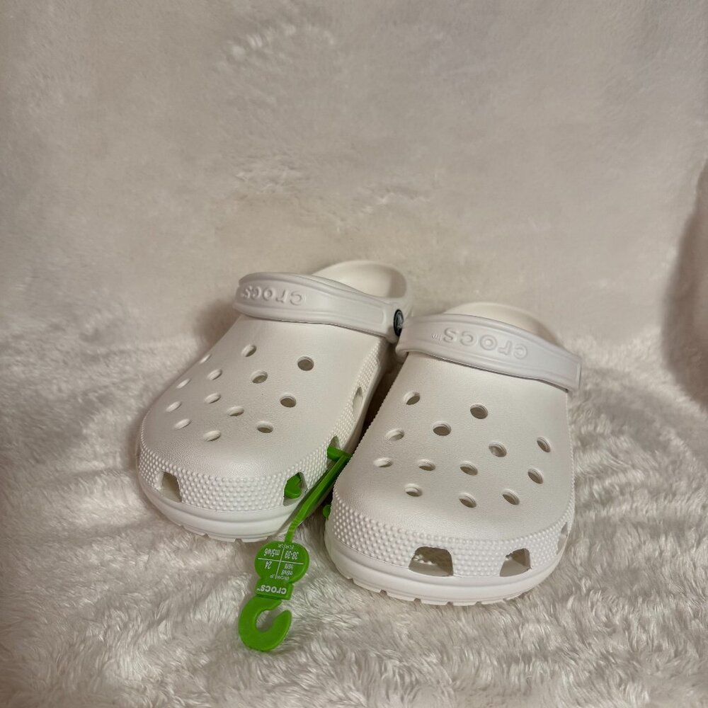 NWT White Crocs